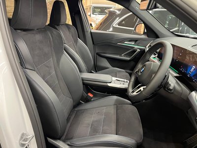 2025 BMW X1 照片 8