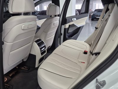 2025 BMW X5 — миниатюра 11