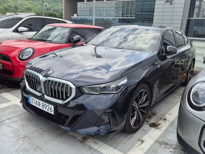 BMW 5 SERIES - 4