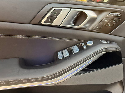 2023 BMW X7 照片 9