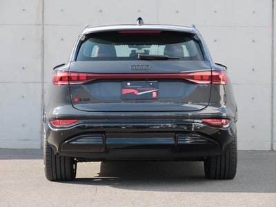 صورة 29 لـ 2025 AUDI SQ6 E-TRON