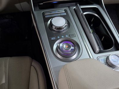2023 Genesis GV80 thumbnail 12