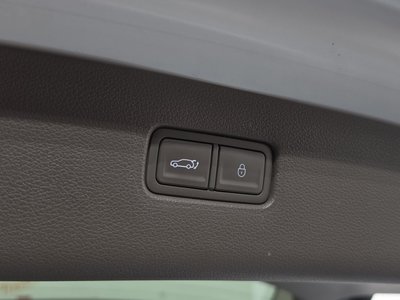 2023 Genesis GV80 thumbnail 24