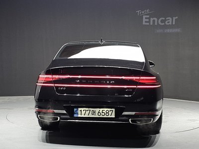 صورة 3 لـ 2022 Genesis G90 (RS4)