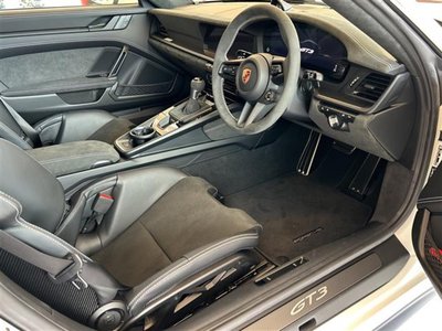 2026 Porsche 911 thumbnail 21