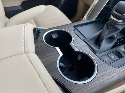 2026 Toyota LAND CRUISER 300 — миниатюра 48