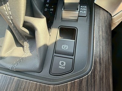 2023 Toyota LAND CRUISER 300 — миниатюра 48