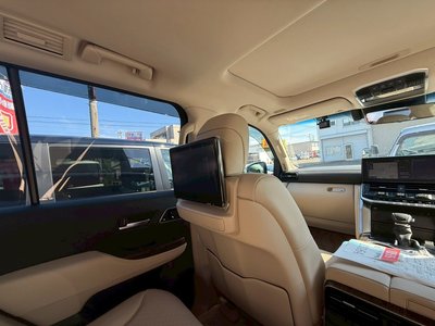 2023 Toyota LAND CRUISER 300 — миниатюра 53