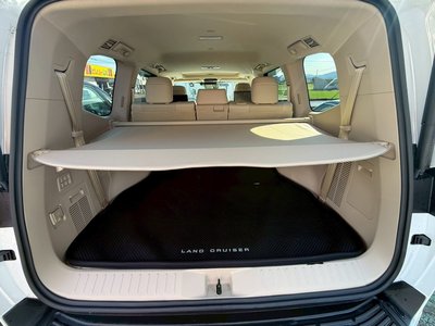 2023 Toyota LAND CRUISER 300 — миниатюра 15
