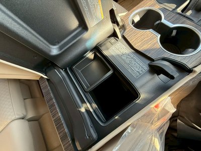 2023 Toyota LAND CRUISER 300 — миниатюра 50
