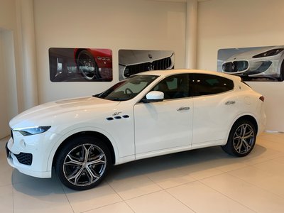 MASERATI LEVANTE - 2