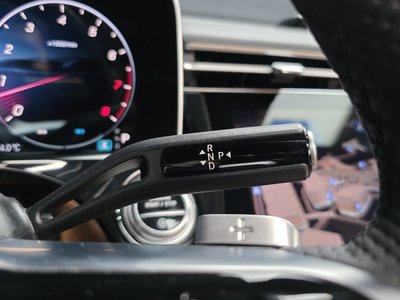 MERCEDES-BENZ E-CLASS - 9