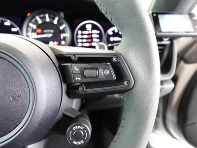 صورة مصغرة 47 لـ 2024 Porsche 911
