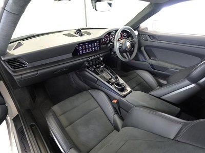 صورة مصغرة 13 لـ 2024 Porsche 911