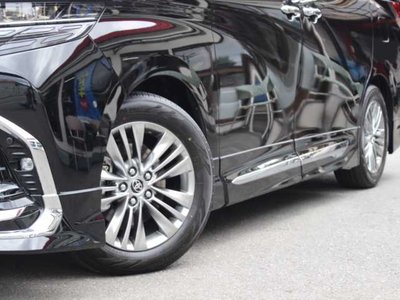 TOYOTA VELLFIRE - 3