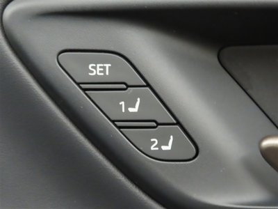 صورة مصغرة 15 لـ 2025 Toyota CROWN SPORT
