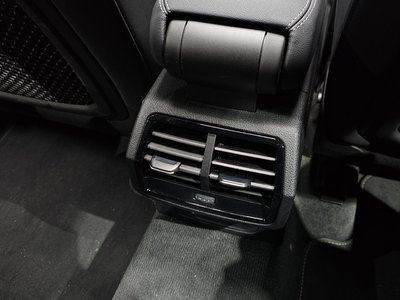 2022 AUDI Q3 thumbnail 31