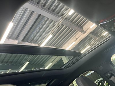 MERCEDES-BENZ E-CLASS - 9