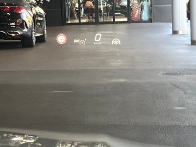 MERCEDES-BENZ E-CLASS - 10