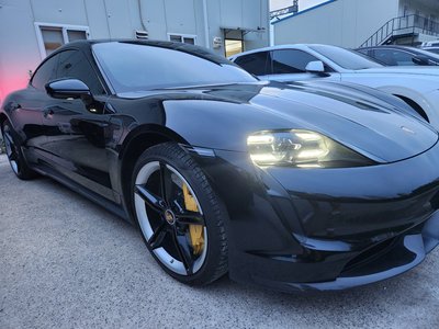 2022 Porsche TAYCAN 照片 1