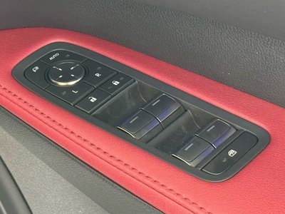 صورة مصغرة 60 لـ 2023 Lexus RX