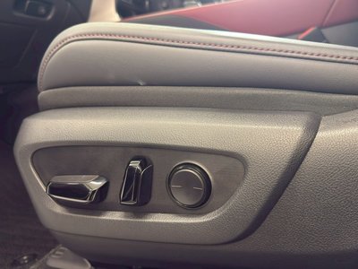 صورة مصغرة 52 لـ 2023 Lexus RX