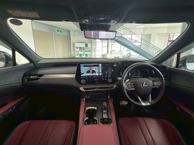 صورة مصغرة 24 لـ 2023 Lexus RX