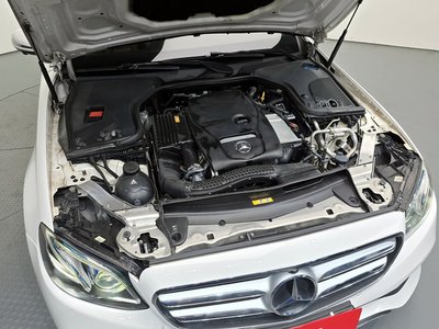 صورة 7 لـ 2016 Mercedes-BENZ E-CLASS