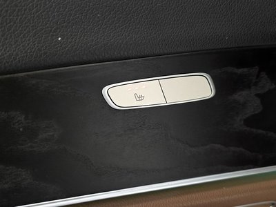 صورة مصغرة 17 لـ 2016 Mercedes-BENZ E-CLASS