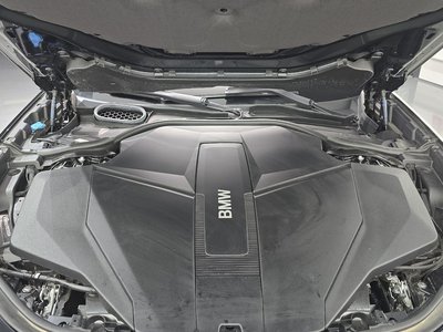 BMW I7 - 7