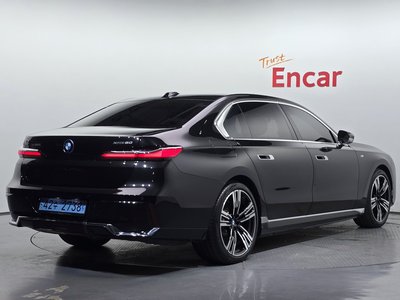 BMW I7 - 4