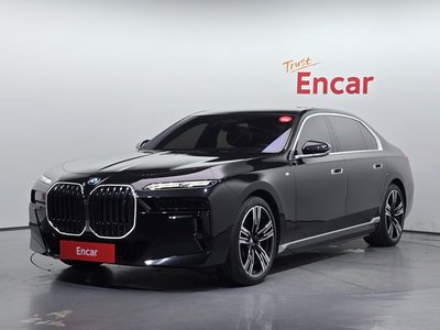 BMW I7 - 1