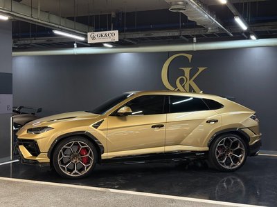 LAMBORGHINI URUS - 2
