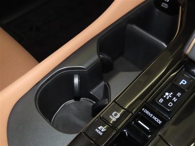 2024 Toyota CROWN SPORT thumbnail 29