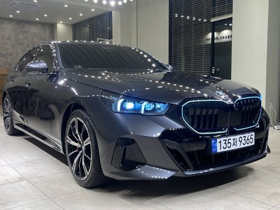 BMW 5 SERIES - 2