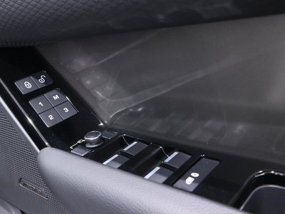 2019 LAND Rover RANGE ROVER VELAR — миниатюра 26