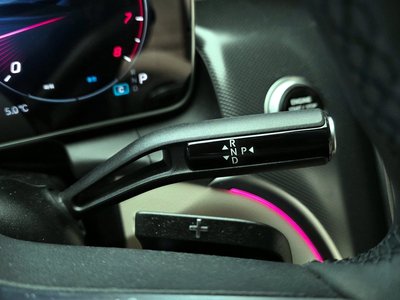 MERCEDES-BENZ GLC - 9