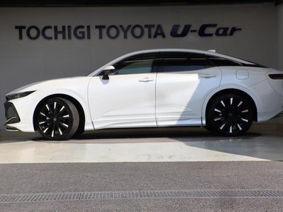 TOYOTA CROWN CROSSOVER - 2