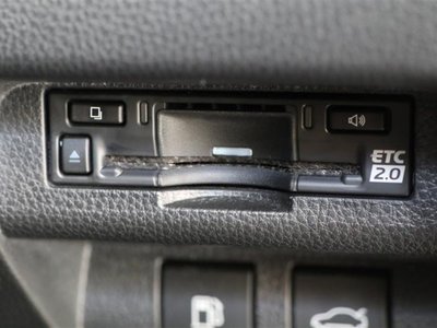 TOYOTA CROWN CROSSOVER - 9