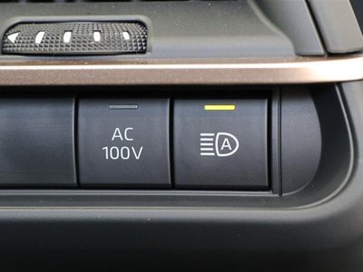 TOYOTA CROWN CROSSOVER - 10