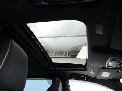 TOYOTA CROWN CROSSOVER - 6