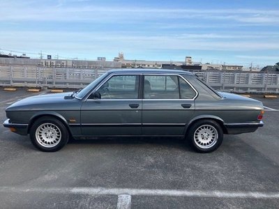 BMW BMW 5 SERIES - 5