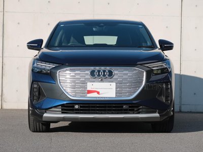 AUDI Q4 SPORTBACK E-TRON - 4