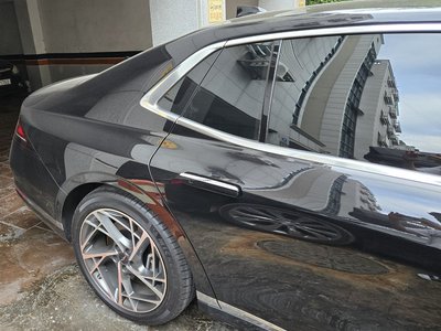 صورة 3 لـ 2024 Genesis G90 (RS4)