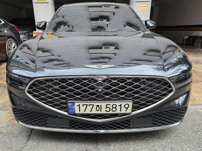 صورة 2 لـ 2024 Genesis G90 (RS4)