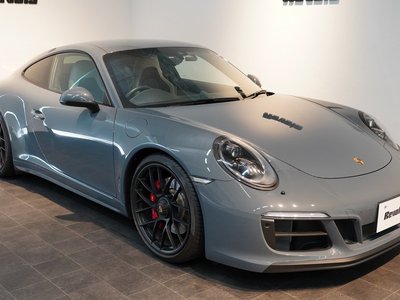 PORSCHE 911 - 4