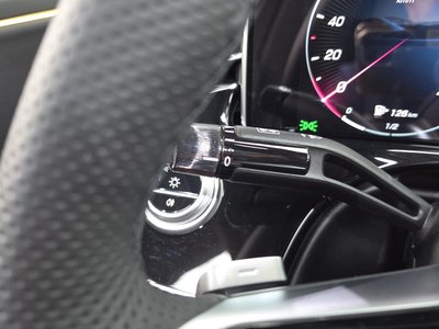 صورة مصغرة 29 لـ 2025 Mercedes-BENZ E-CLASS
