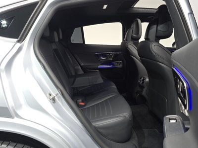 2025 Mercedes-BENZ GLC — миниатюра 17