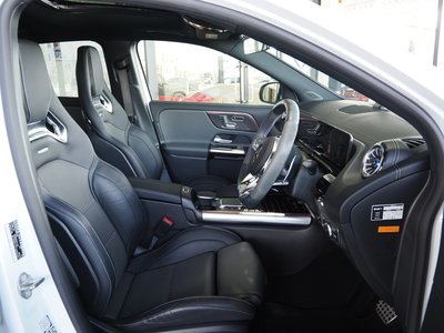 MERCEDES-BENZ GLA AMG - 10