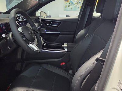 صورة 9 لـ 2025 Mercedes-BENZ GLC
